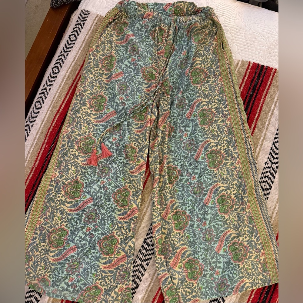 Elegant Floral Women's Pants